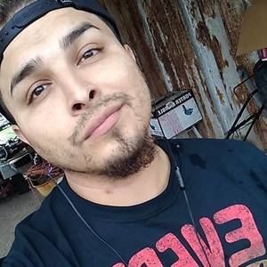 Meet your Posher, Luis